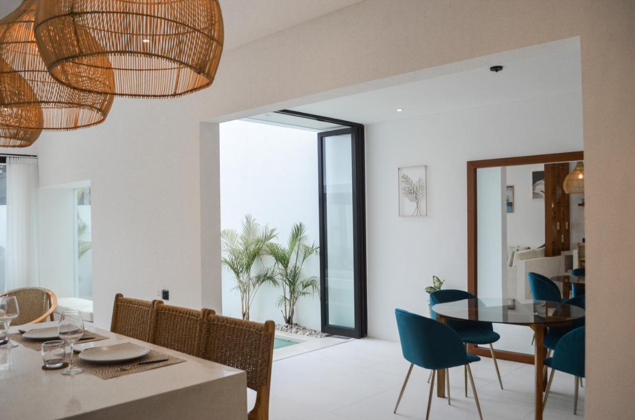 Villa Poppy Bumbak Canggu Exteriör bild