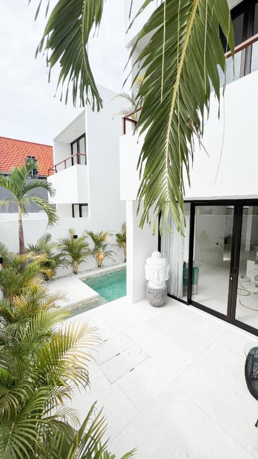 Villa Poppy Bumbak Canggu Exteriör bild